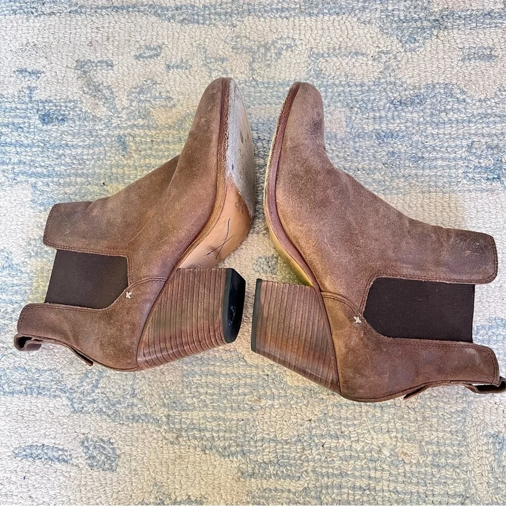 RAG & BONE WALKER PULL ON DISTRESSED LEATHER CHELSEA BOOTS STACKED HEEL SIZE 8